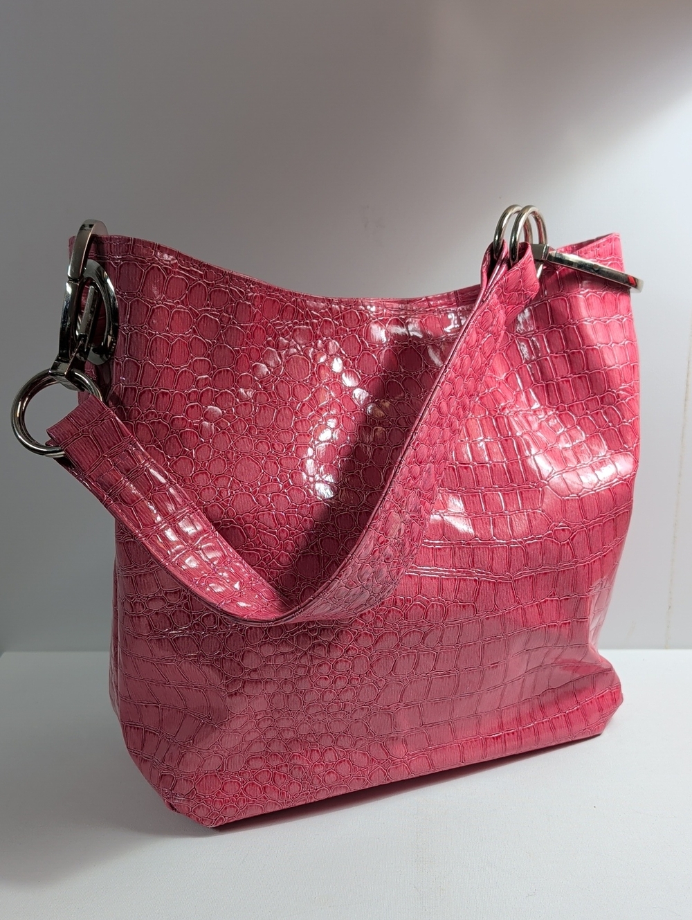 Vintage Braciano Pink Croc-Embossed Patent Hobo Shoulder Bag